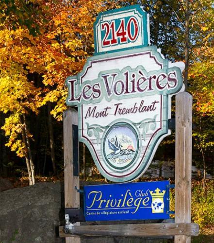 Les Volières 